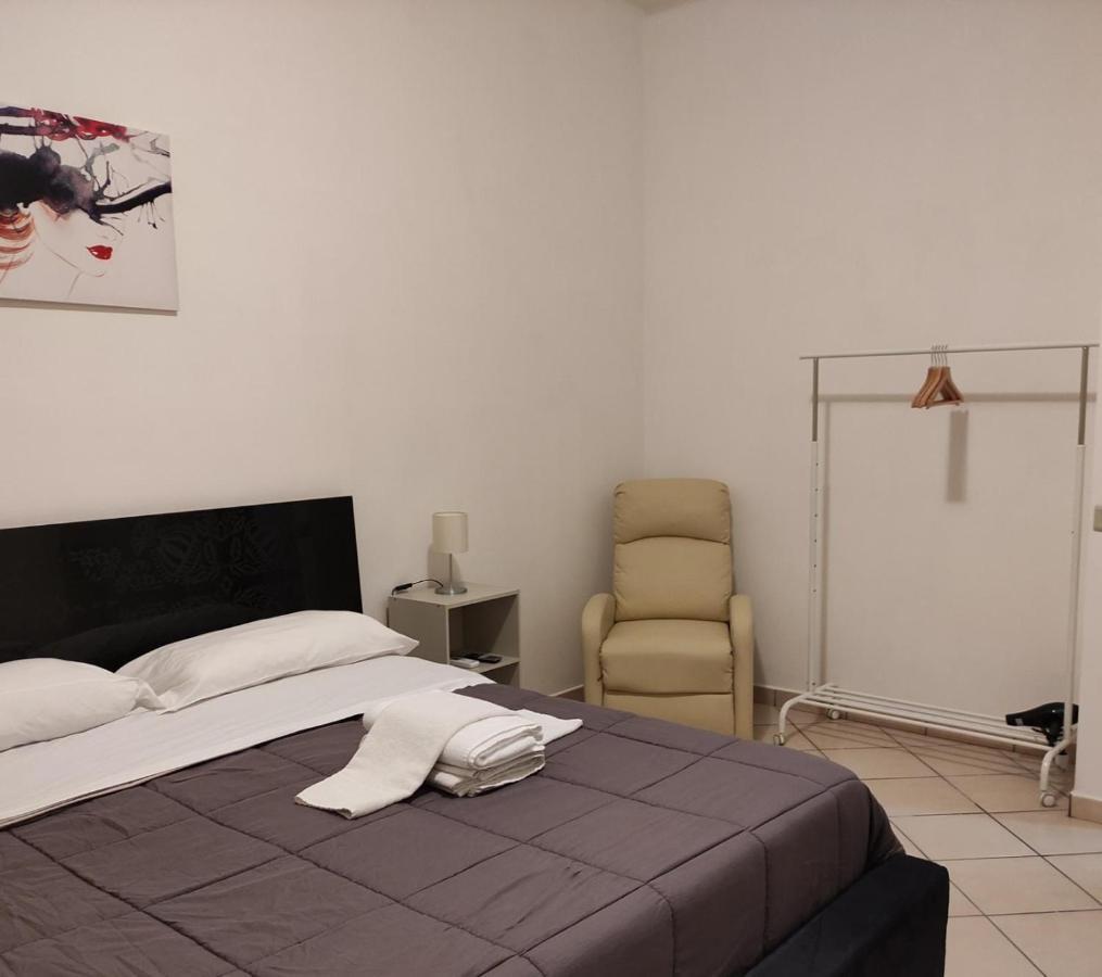 Lorenzo House Apartment Battipaglia